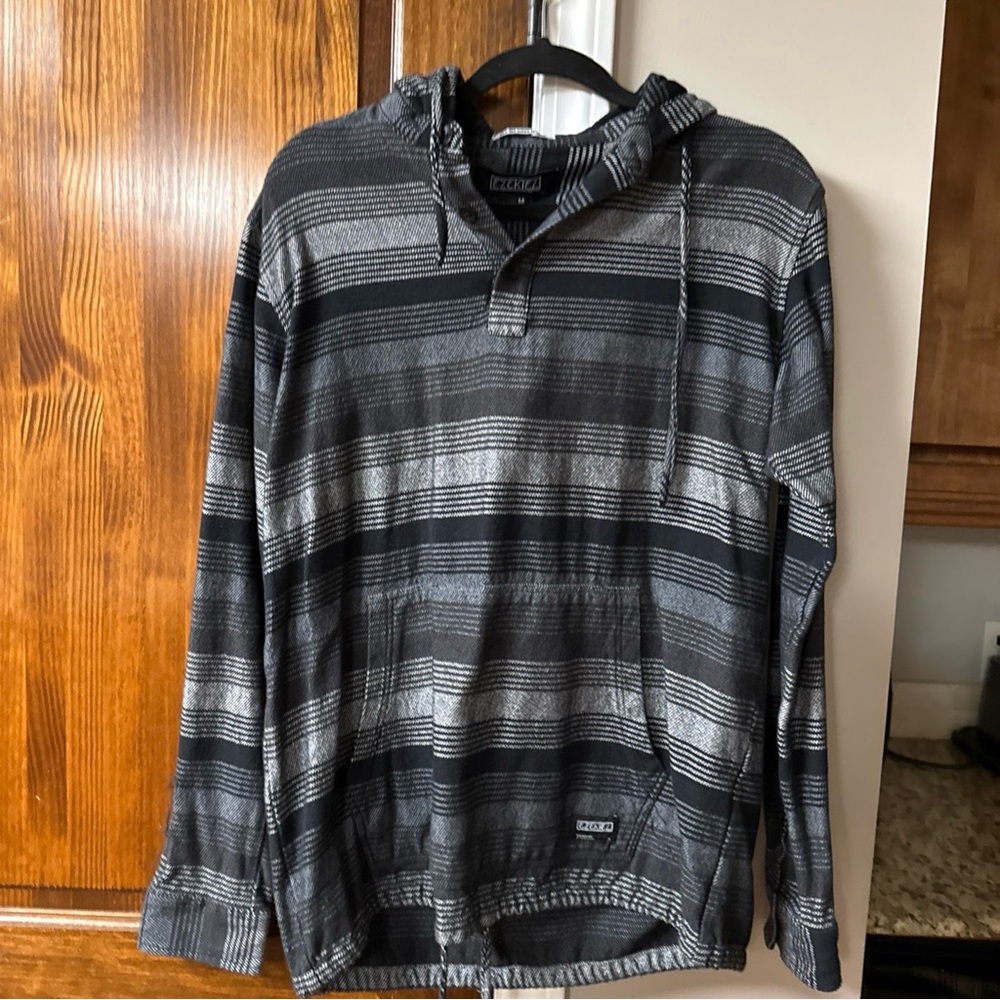 Ezekiel Hooded Shirt